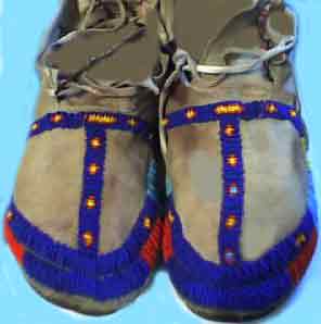 sioux beaded moccasins