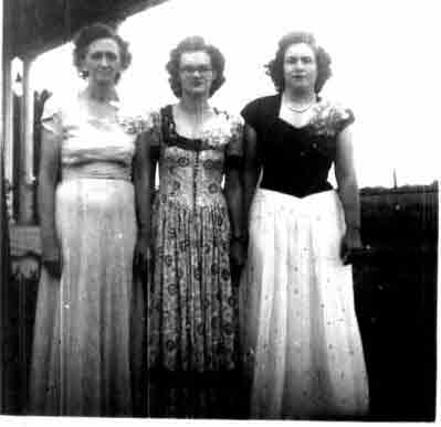 Reagan Teachers in the 1940's (Miss Truett of Kosse, Margaret Clark and Dorothy Lane